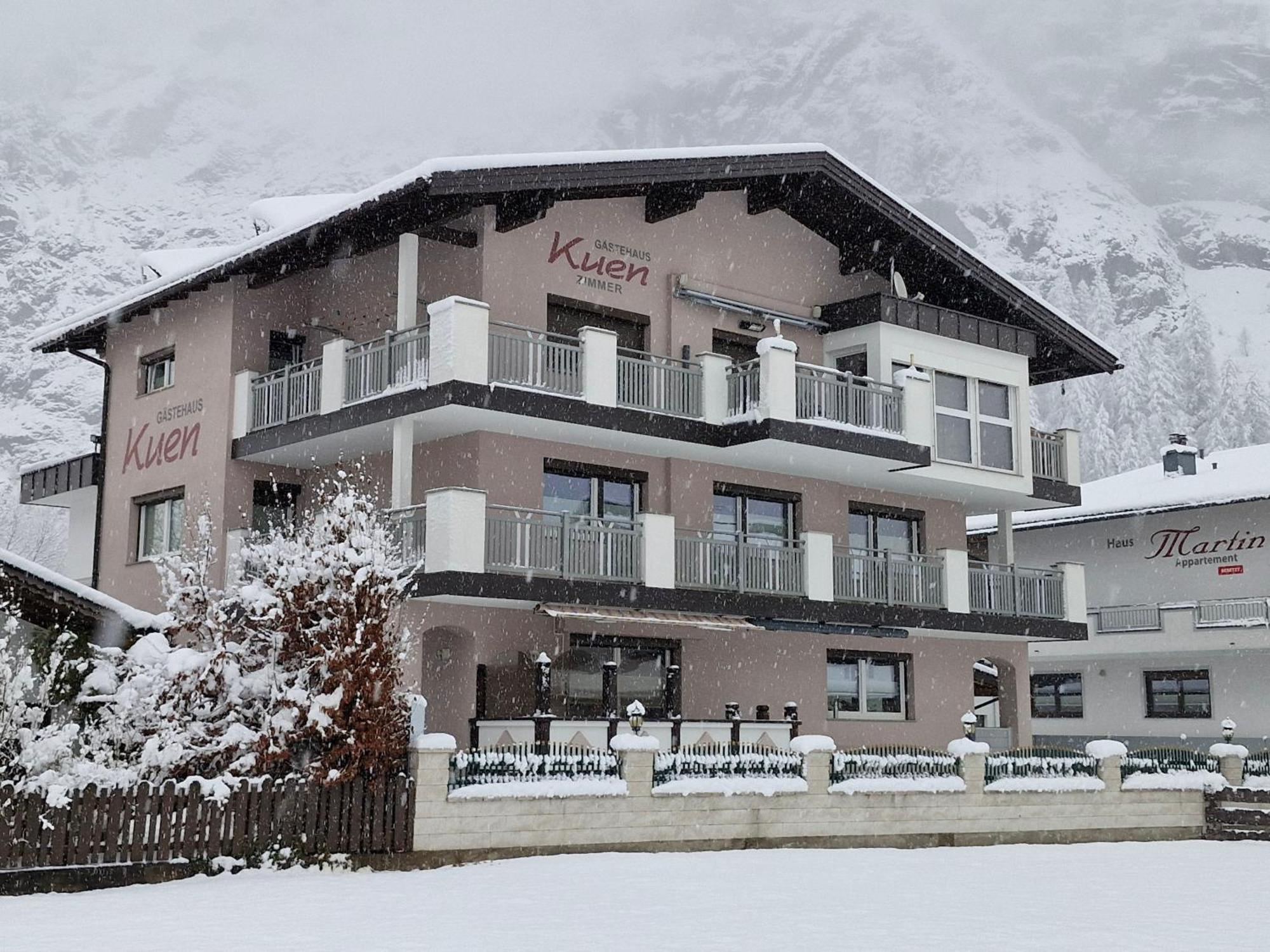 Gaestehaus Kuen Лангенфельд Экстерьер фото